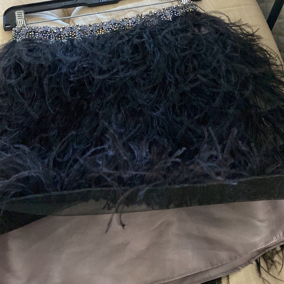 Black Ostrich Feather party skirt - Sherri Hill, size 2 - Picture 9 of 9